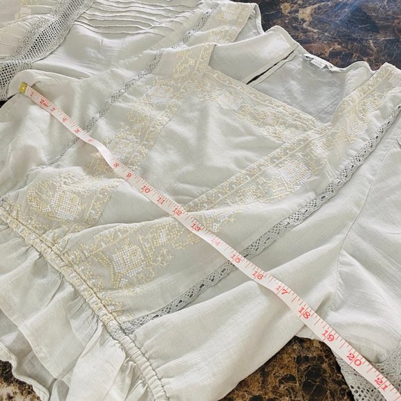 AMERICAN EAGLE Embroidered Beautiful Blouse Large - Picture 12 of 13